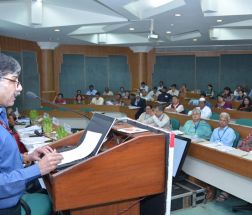 Mr Manoj Jhalani, Joint Secretary (Policy), MoHFW delivering the inaugural address