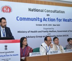 Mr Hussan Lal, MD, NHM, Punjab sharing the progress on Community Action for Health in Punjab. (Left to right) MDs (NHM) Ms Sanghamitra Ghosh, West Bengal; Mr P M Pradhan, Sikkim; Mr M R Synrem, Meghalaya and Mr Manoj Jhalani (JS) Policy, MoHFW